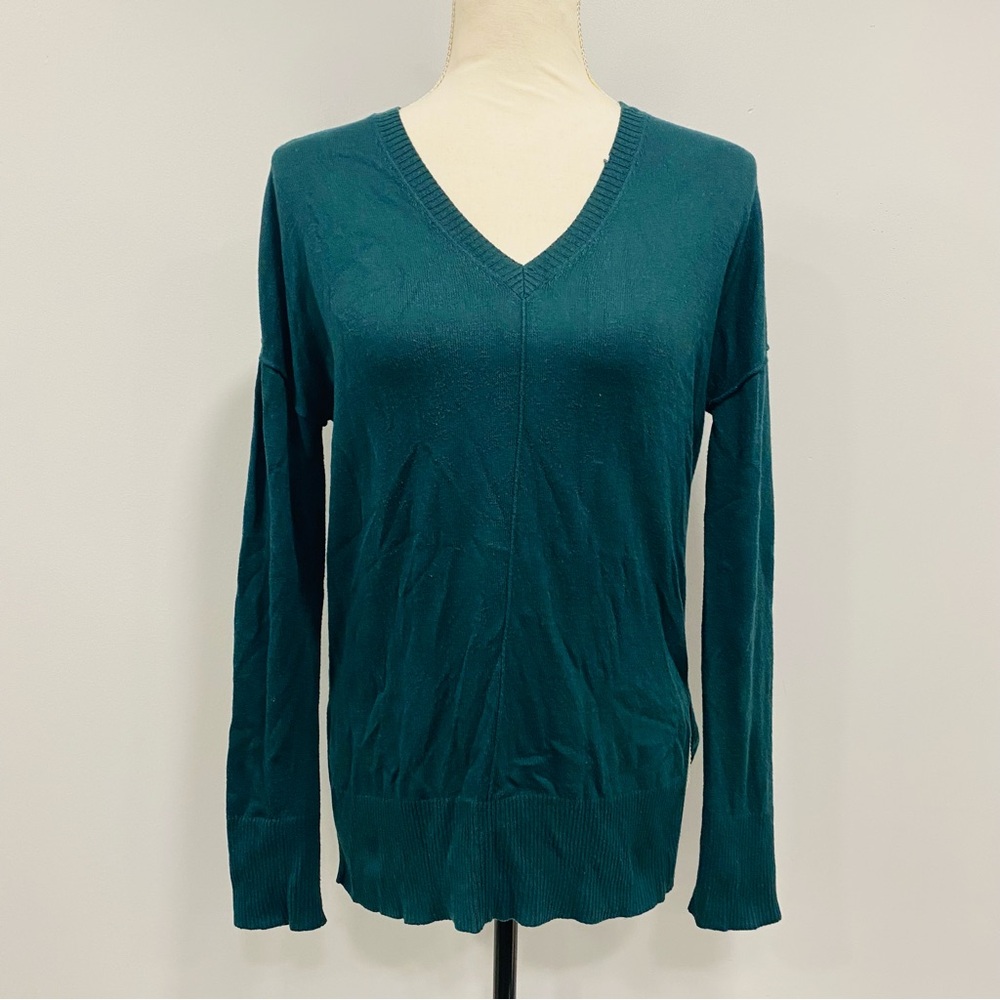 TROUVE S Green V-neck Soft Knit Sweater Cashmere Blend Academia Preppy Holiday
